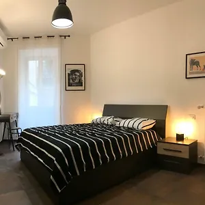 In Via Licia Apartament
